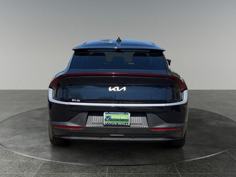 Used 2024 Kia EV6 Light AWD/4WD image 8
