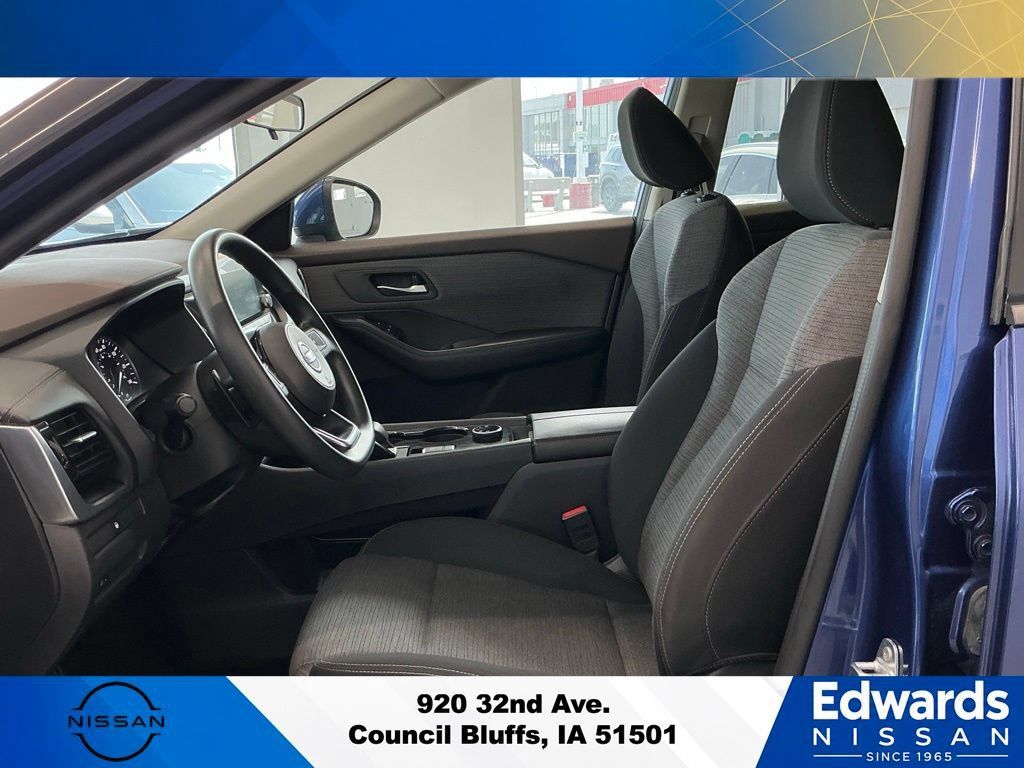 Used 2021 Nissan Rogue SV AWD/4WD image 21