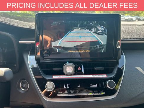 Used 2026 Toyota Corolla SE FWD image 11