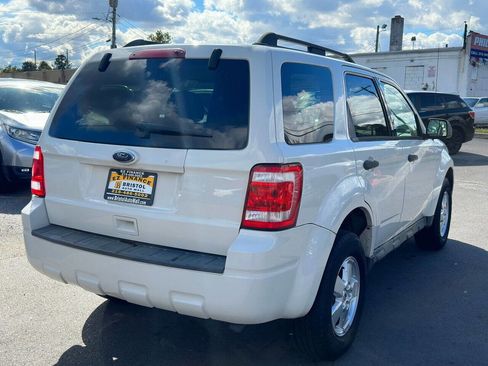 Used 2010 Ford Escape XLT image 9
