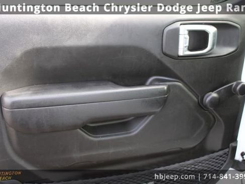 Used 2023 Jeep Wrangler Sport image 12