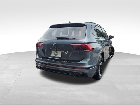 Used 2023 Volkswagen Tiguan SE R-Line AWD/4WD image 7
