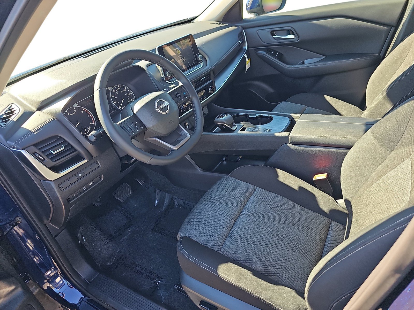 Used 2026 Nissan Rogue SV FWD image 13