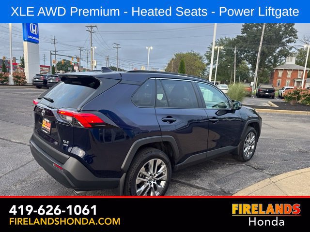 Used 2022 Toyota RAV4 XLE Premium AWD/4WD image 5