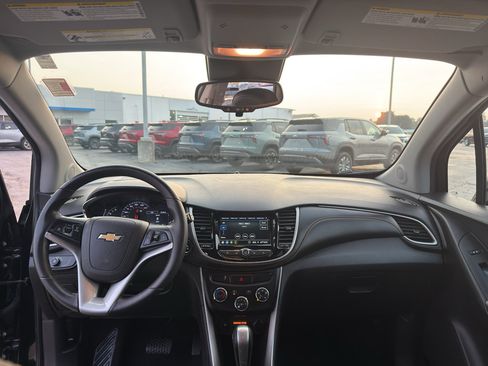 Certified 2019 Chevrolet Trax LT w/ Redline Edition FWD image 27