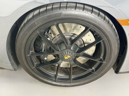 Used 2026 Porsche 911 Carrera GTS RWD image 11