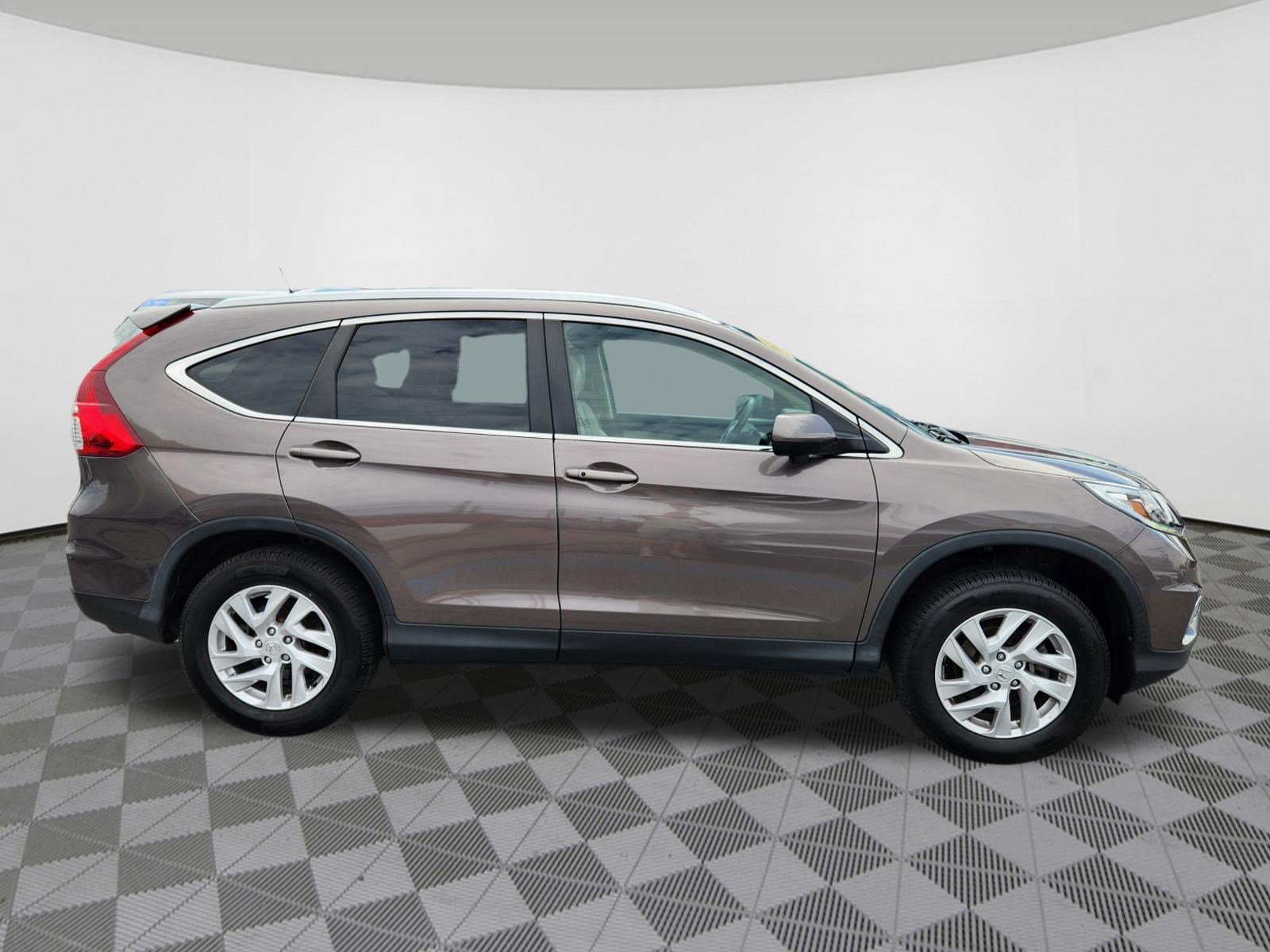 Used 2016 Honda CR-V EX-L image 6