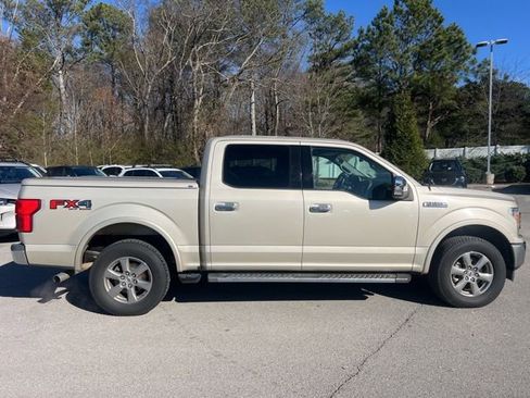 Used 2018 Ford F150 Lariat image 3