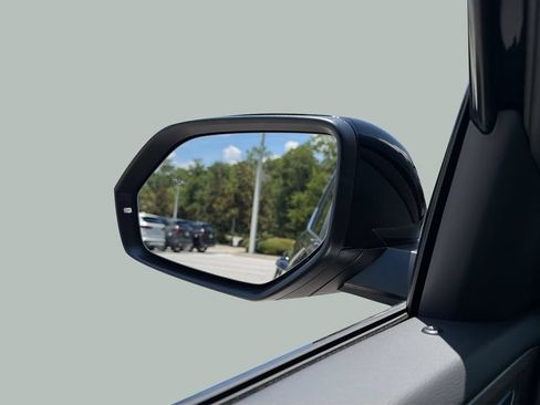 New 2026 Volkswagen Atlas SE FWD image 33