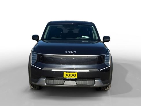 New 2026 Kia EV9 Light image 8