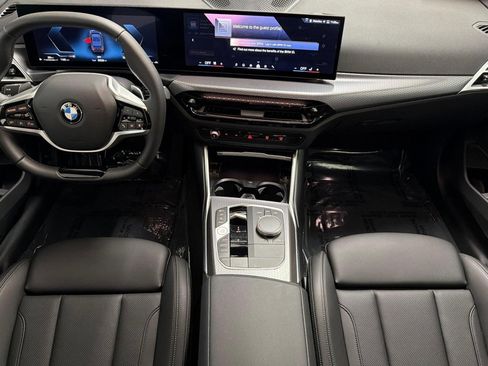 Used 2025 BMW 330i 330i w/ Convenience Package image 17