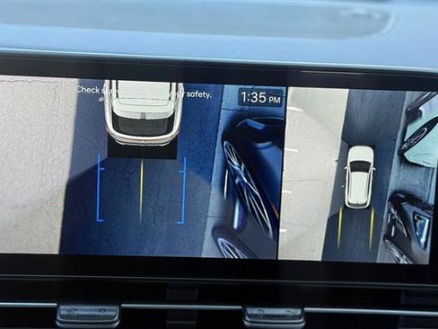 Used 2024 Hyundai Kona Limited image 50