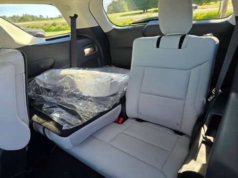 New 2026 Ford Explorer Platinum AWD/4WD image 20