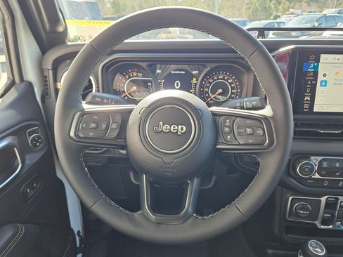 New 2026 Jeep Gladiator Sport image 14