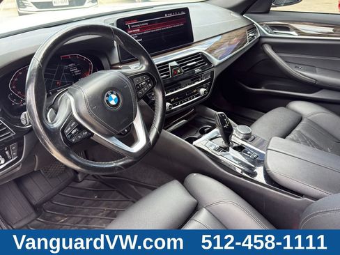 Used 2021 BMW 530i w/ Convenience Package RWD image 9