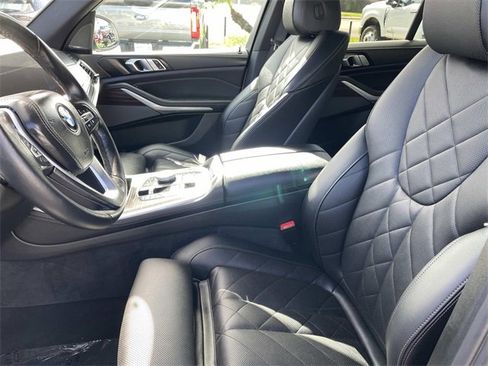 Used 2024 BMW X5 sDrive40i w/ Premium Package image 18