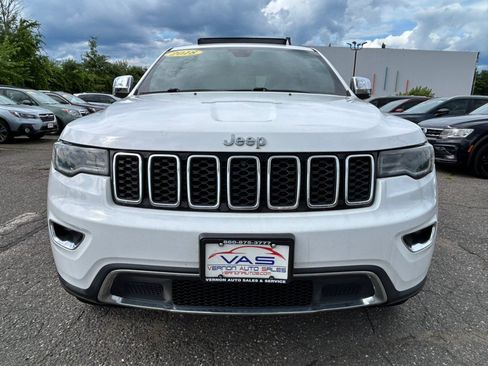 Used 2018 Jeep Grand Cherokee Limited w/ Luxury Group II AWD/4WD image 2