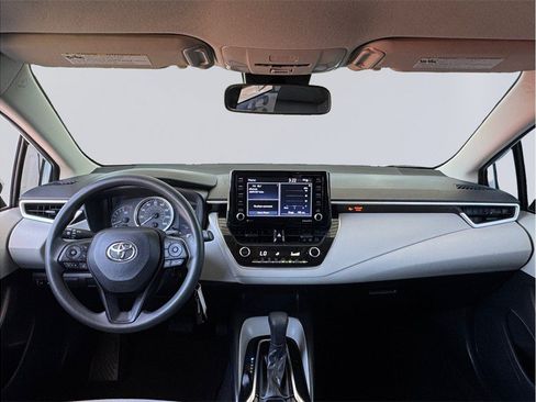 Used 2022 Toyota Corolla LE w/ Carpet Mat Package (TMS) FWD image 22