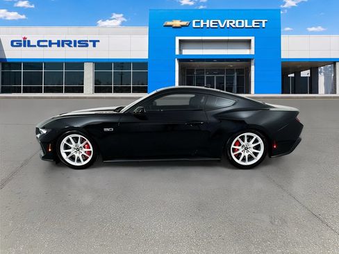 Used 2024 Ford Mustang GT Premium RWD image 4