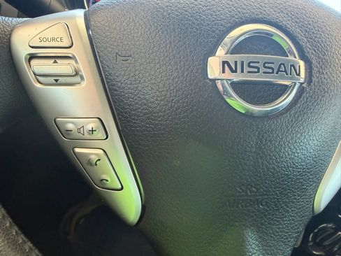 Used 2017 Nissan Versa SV w/ SV Special Edition Package FWD image 14