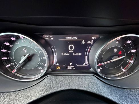 Used 2022 Maserati Levante Modena image 14