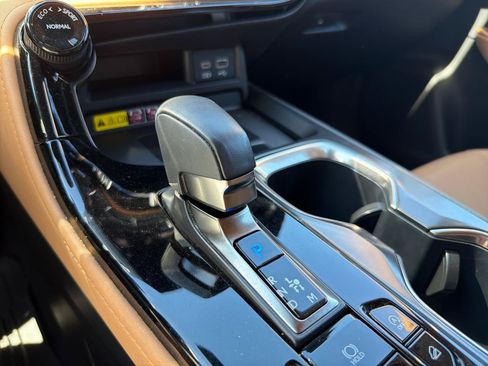 Used 2023 Lexus NX 350 AWD image 26