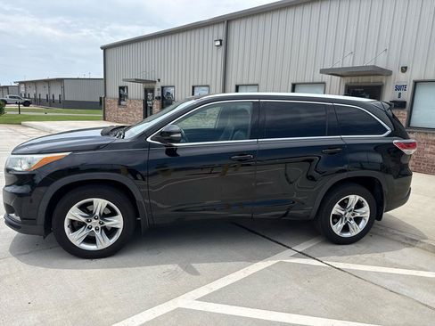 Used 2015 Toyota Highlander Limited AWD/4WD image 16