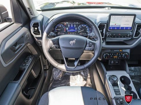 Used 2023 Ford Bronco Sport Outer Banks w/ Tech Package AWD/4WD image 2