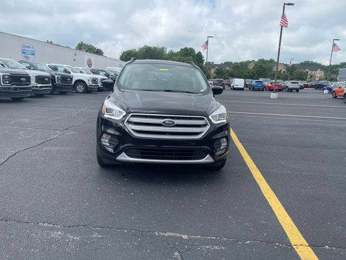 Used 2018 Ford Escape SEL w/ Canadian Touring Package AWD/4WD image 2