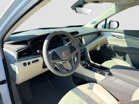 New 2025 Cadillac XT5 Premium Luxury w/ Technology Package image 9