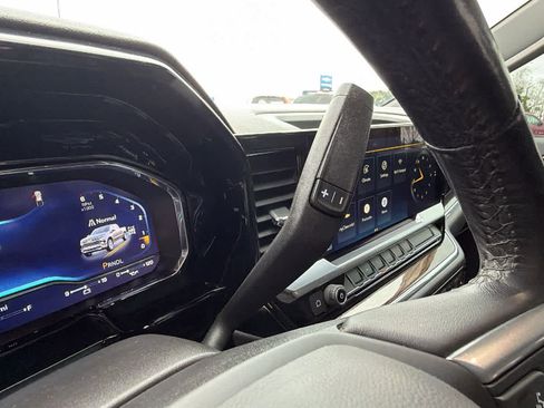 Used 2022 Chevrolet Silverado 1500 LT image 12