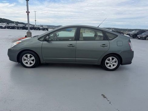 Used 2004 Toyota Prius FWD image 6