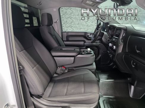 Used 2024 GMC Sierra 3500 Pro w/ Convenience Package image 13