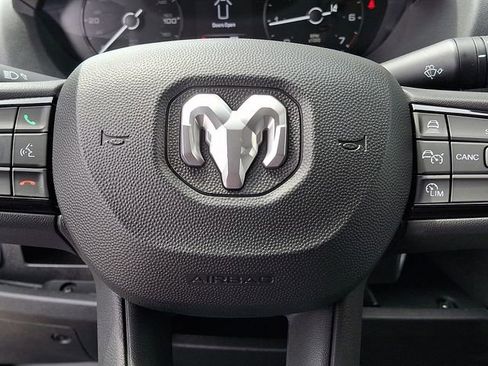 Used 2024 RAM ProMaster 2500 w/ Safety Group FWD image 22