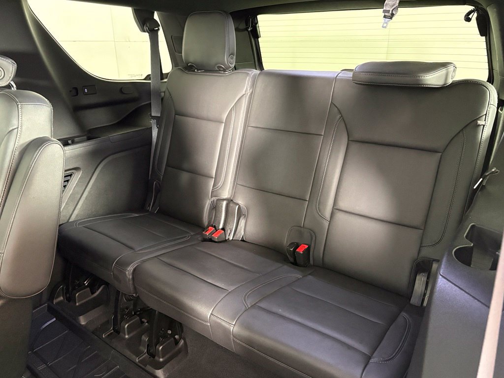 Used 2021 Chevrolet Tahoe Z71 w/ Z71 Signature Package AWD/4WD image 38
