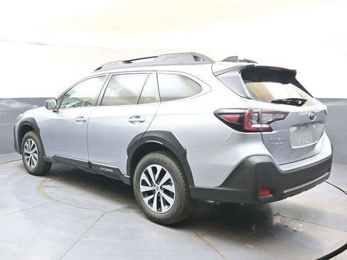 Certified 2024 Subaru Outback Premium AWD/4WD image 3