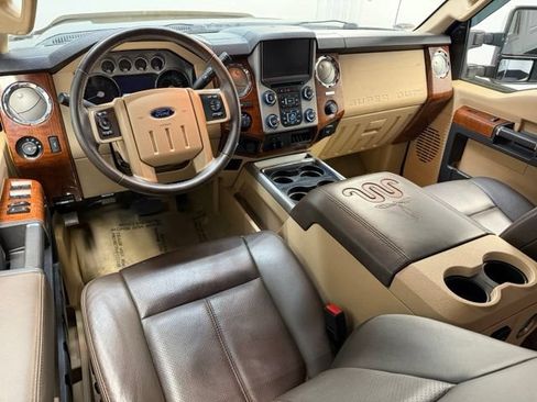 Used 2016 Ford F350 King Ranch w/ King Ranch w/Chrome Package AWD/4WD image 7