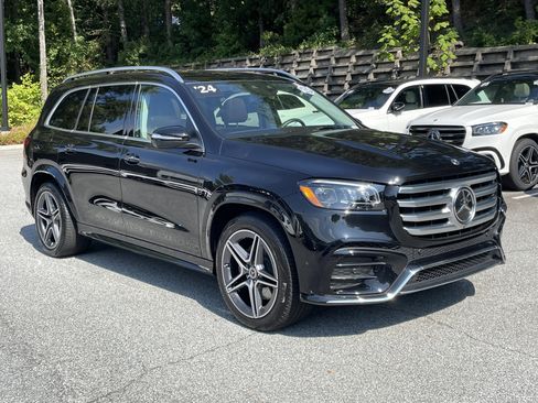 Certified 2024 Mercedes-Benz GLS 450 4MATIC image 4