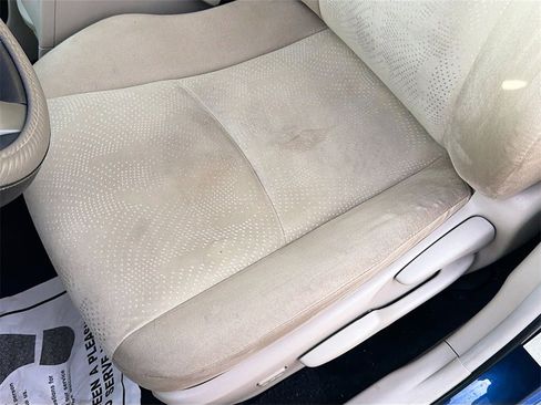 Used 2012 Toyota Prius V Two image 18