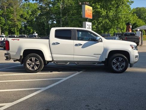 Used 2015 Chevrolet Colorado LT w/ Luxury Package AWD/4WD image 6