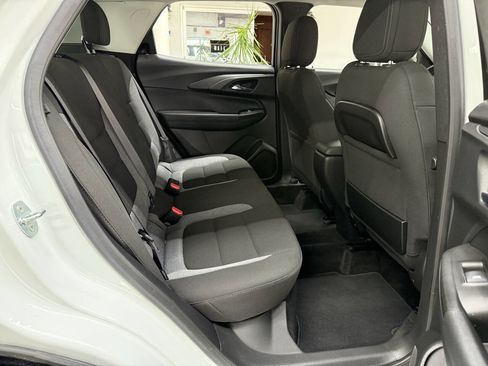 Used 2023 Chevrolet TrailBlazer LS image 16