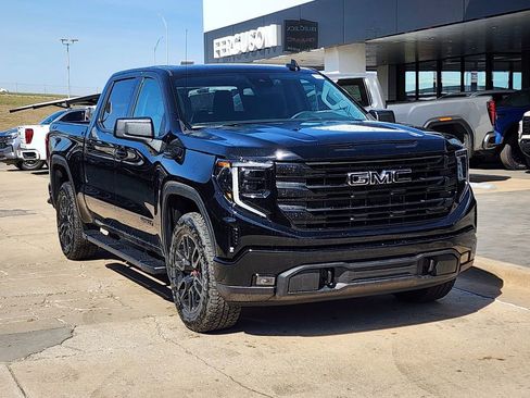 New 2026 GMC Sierra 1500 Elevation w/ LPO, Elevation Black Package AWD/4WD image 2