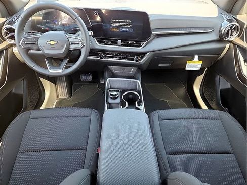 New 2026 Chevrolet Equinox LT FWD image 14