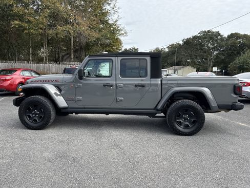 Used 2021 Jeep Gladiator Mojave image 2