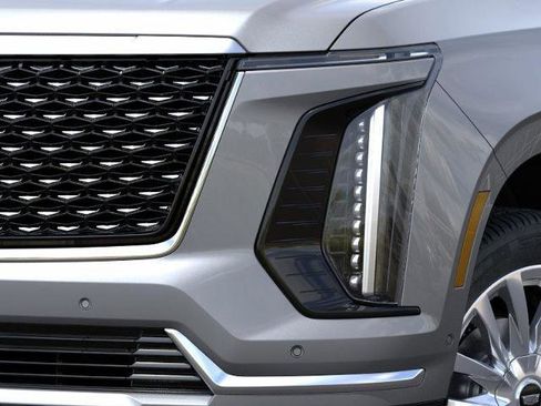 New 2025 Cadillac Escalade Luxury image 10