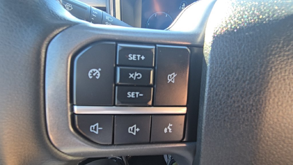 Used 2026 Ford F450 Lariat w/ FX4 Off-Road Package AWD/4WD image 15