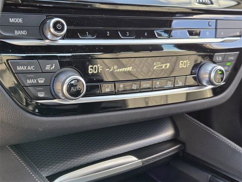 Used 2023 BMW 540i w/ M Sport Package image 22