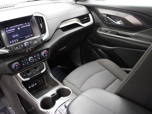 Used 2022 GMC Terrain SLE w/ Driver Convenience Package image 23