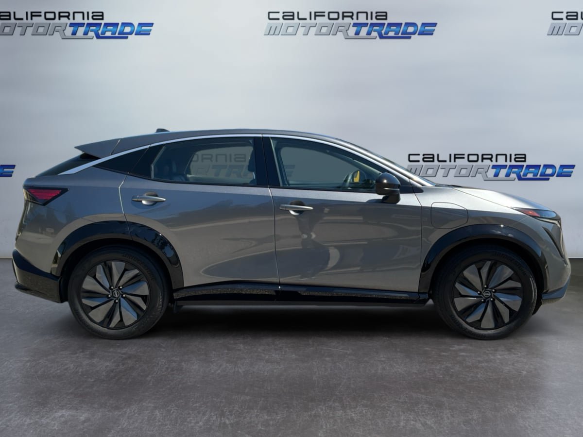Used 2024 Nissan Ariya FWD image 4