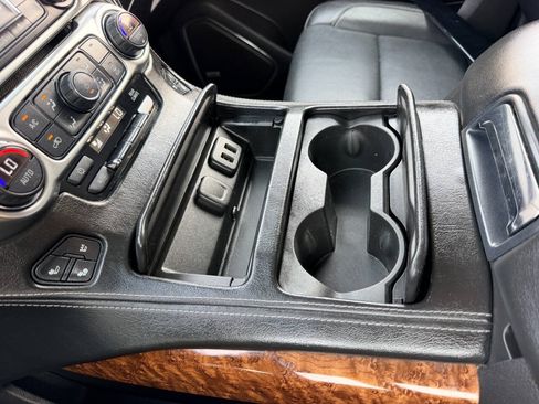 Used 2016 Chevrolet Tahoe LTZ AWD/4WD image 46